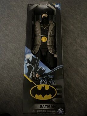 Batman 12" Inch DC Comics Action Figure Batman Series 2023 Spin Master NIB